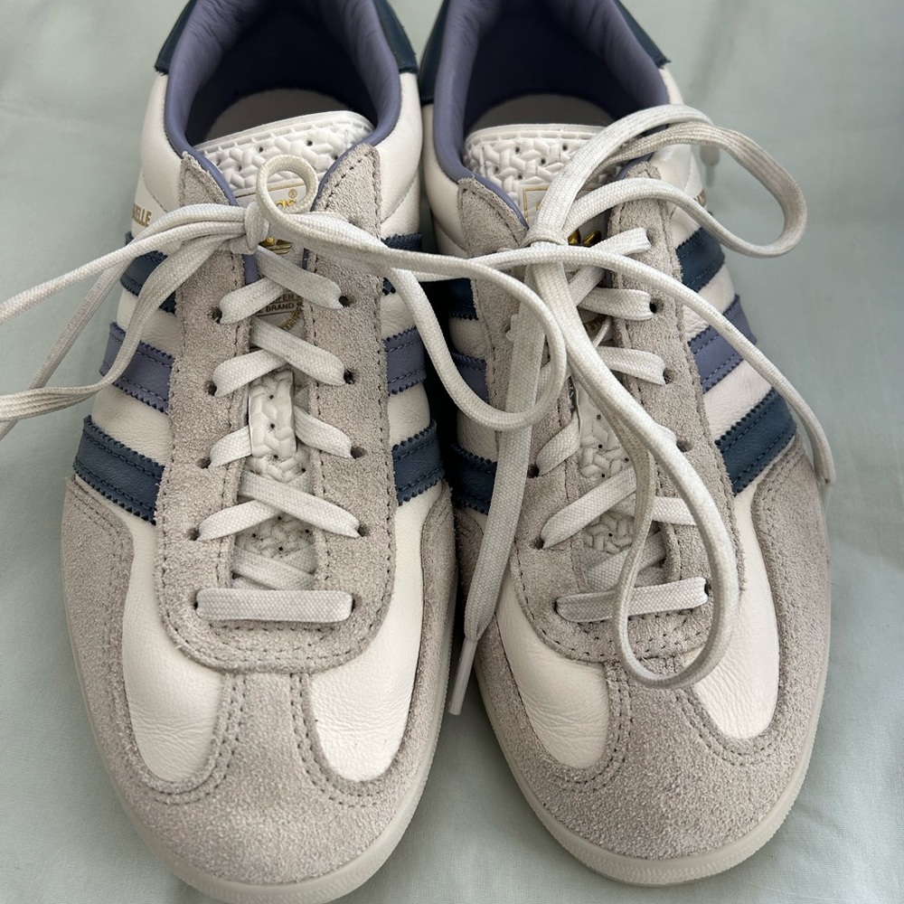 adidas Gazelle Indoor - white/blue/offwhite